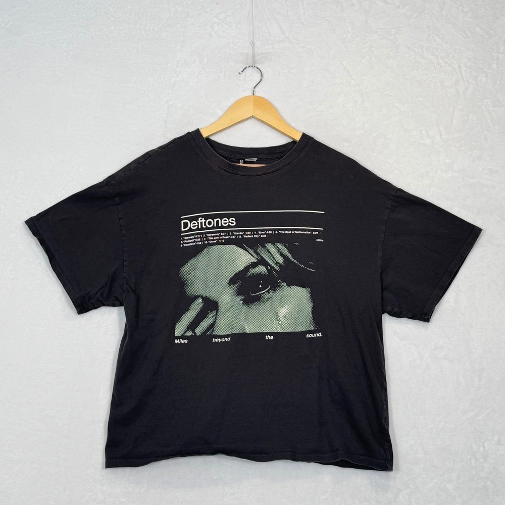 H&M Divided Black Deftones Ohms Graphic T-Shirt Small